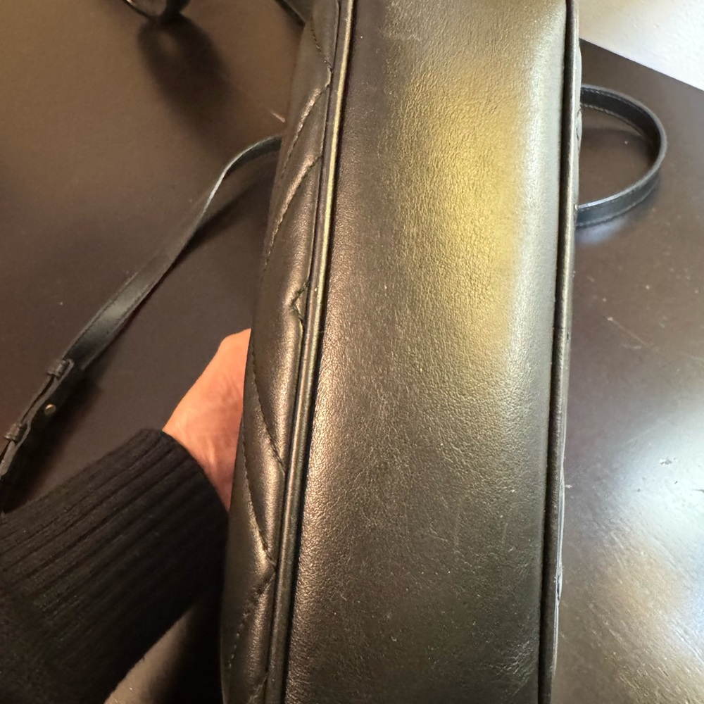 Gucci Black and Gold Chevron Crossbody Bag - Picture 7 of 8
